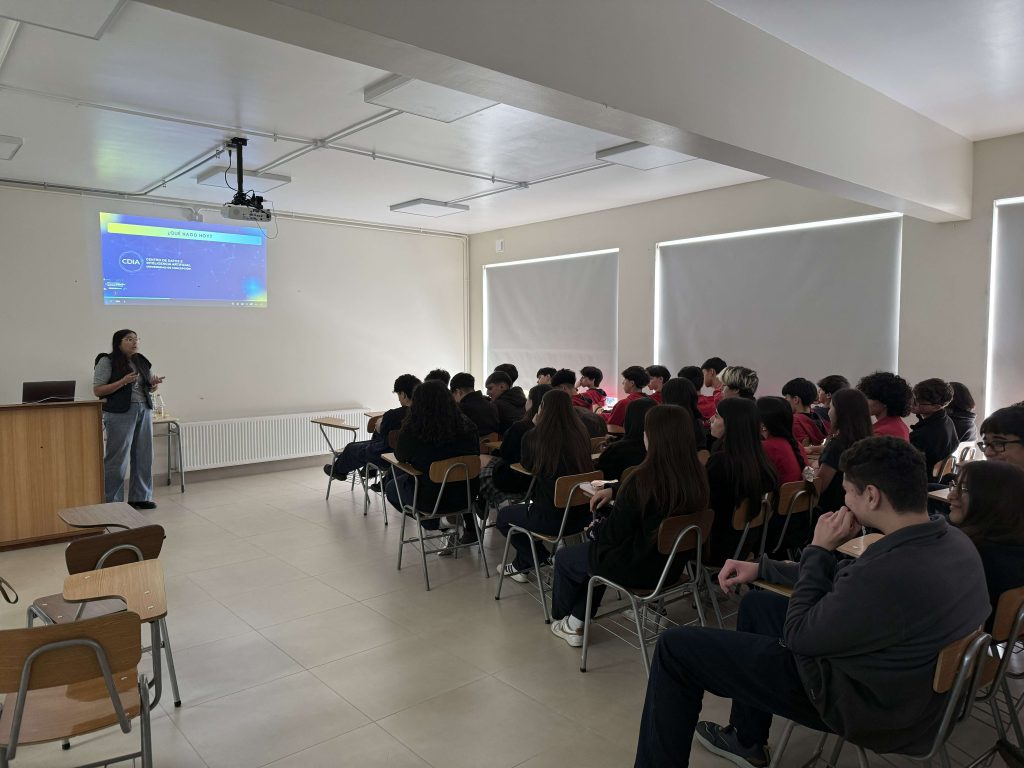 Charlas "Experiencias STEM" Thomas Jefferson STEM School