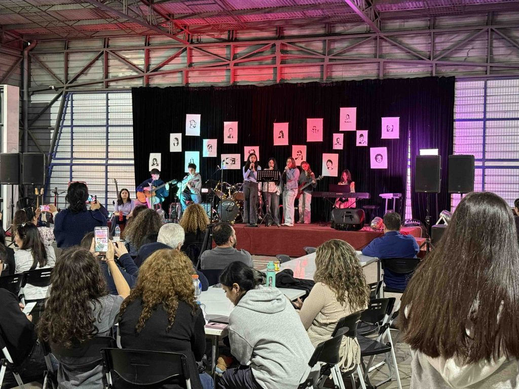 Más de 70 estudiantes se presentan en Café Concert 2025