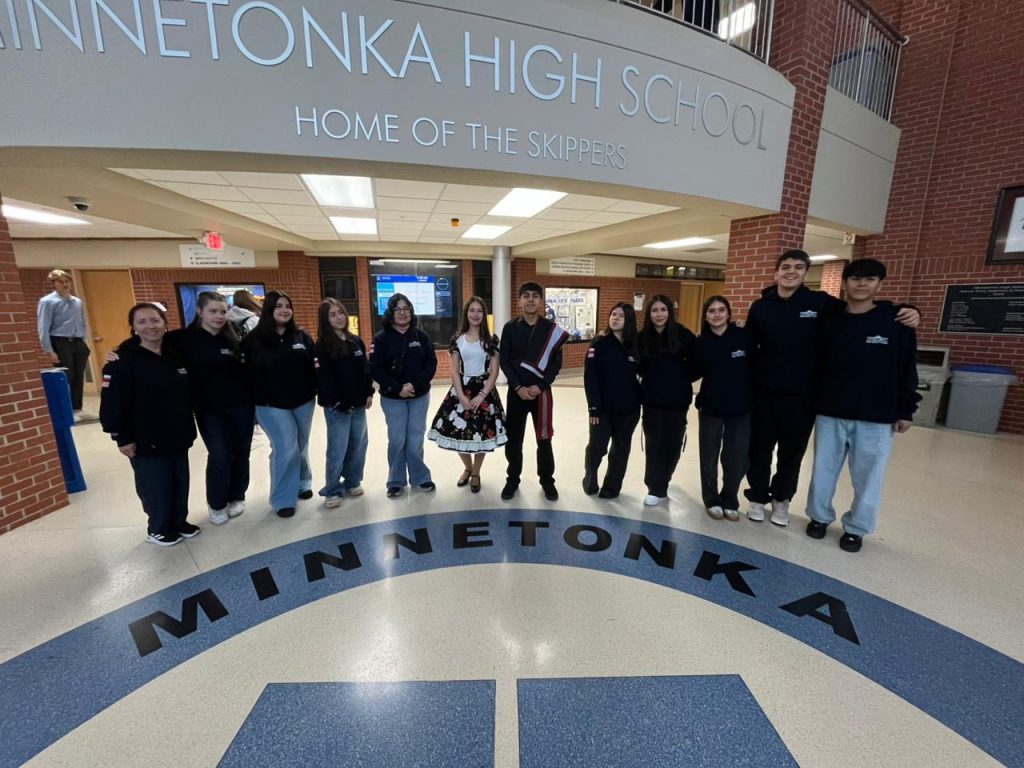 Estudiantes del Thomas Jefferson STEM School en su gira de estudios por EE.UU